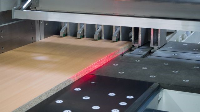 SISTEM DE POZIȚIONARE CU LASER